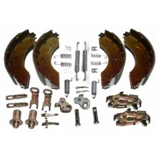 Комплект колодок расширенный для тормоза 2361 на ось 1800 кг Комплект колодок расширенный для тормоза 2361 на ось 1800 кг